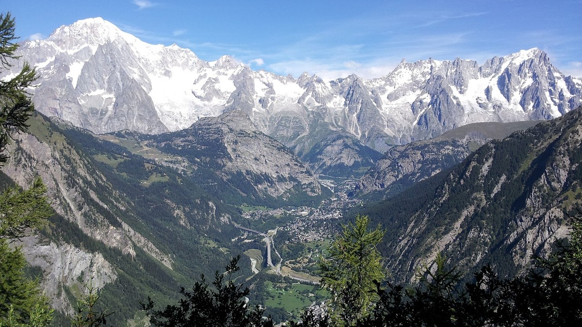 Per l'Unione Europea a Courmayeur le fogne sono un problema