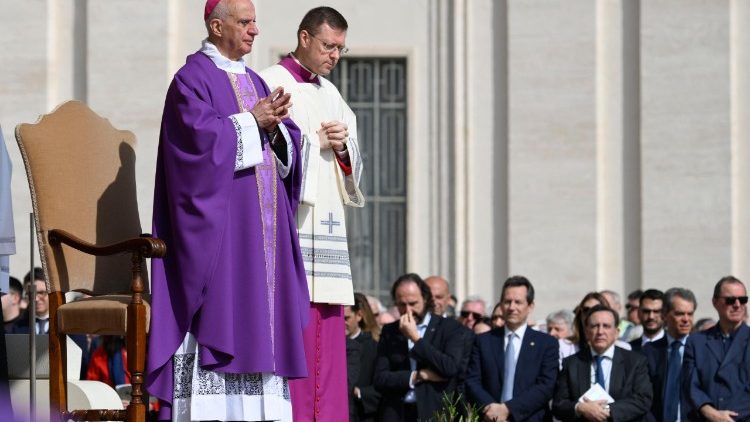 L'arcivescovo Fisichella, delegato del Papa come celebrante per la Messa del Giubileo degli ammalati
