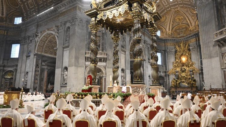 Un altro momenti dell'ultima Messa dei Novendiali in suffragio di Papa Francesco