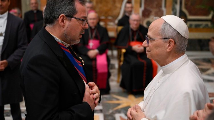 Il Papa con l'ambasciatore ucraino presso la Santa Sede, Andrii Yurash
