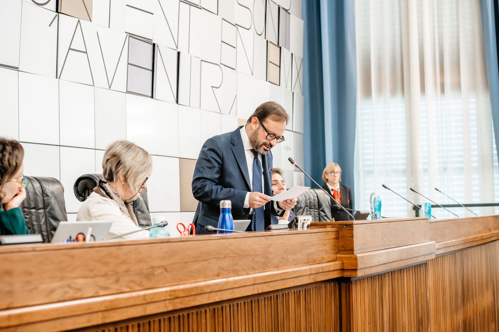 Consiglio Valle in maratona: 121 punti all’ordine del giorno tra rinvii, sanità, infrastrutture e tensioni politiche