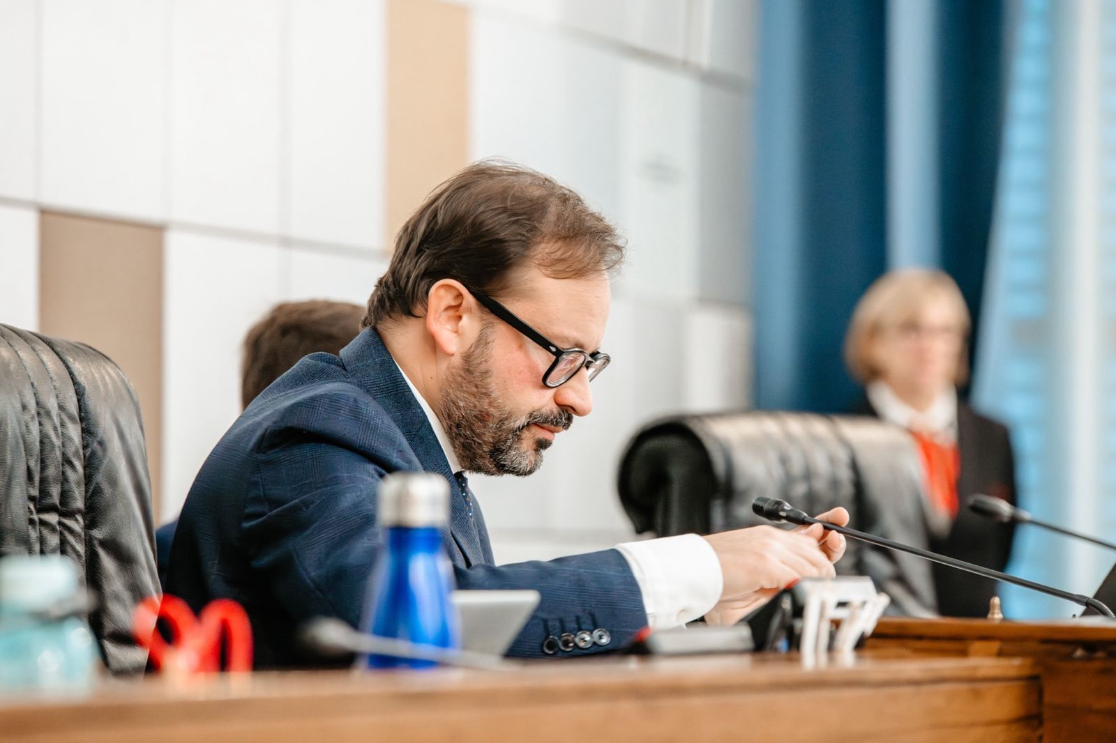 Consiglio Valle: Due giorni ad alta tensione tra leggi, sanità e nodi irrisolti