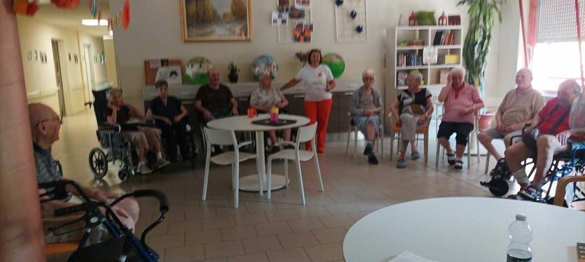 "Una Vita Parallela" emoziona gli ospiti della RSA Don Menzio di Avigliana