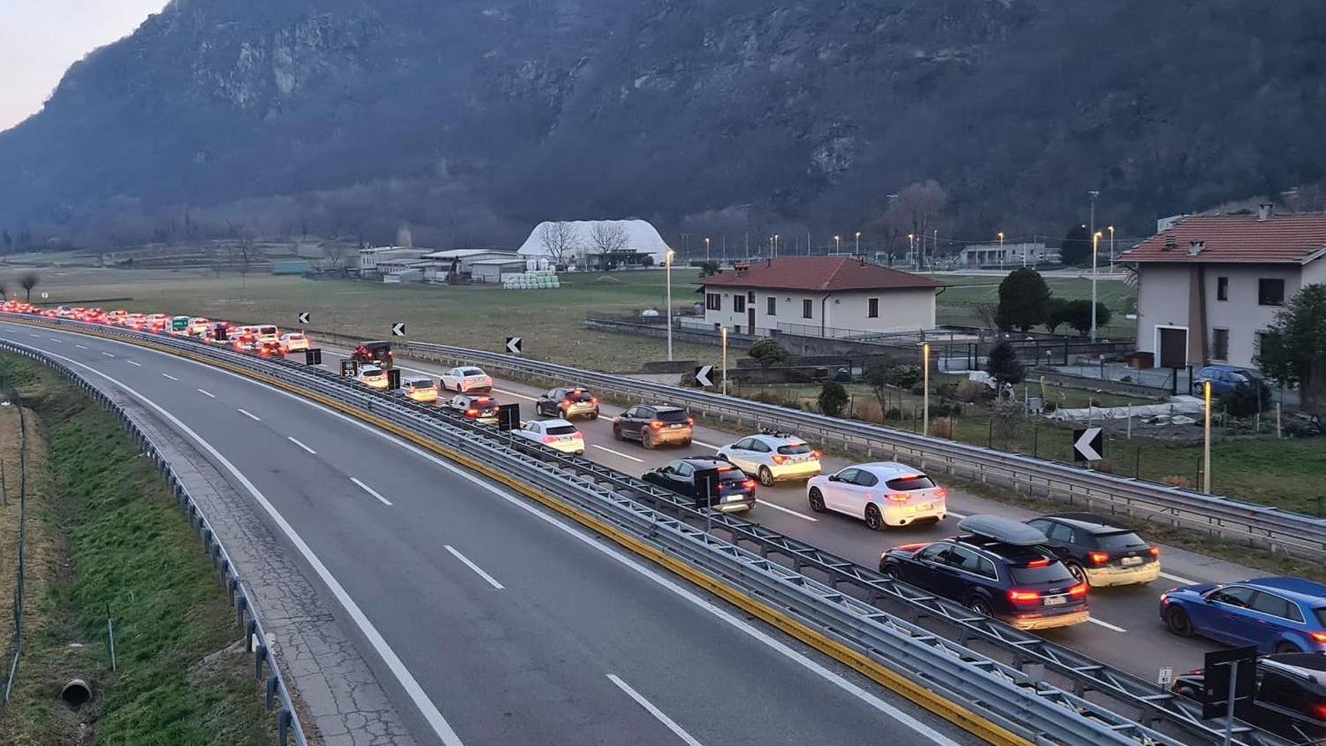 Autostrade, finalmente arrivano i rimborsi per i ritardi: e in Valle d'Aosta?