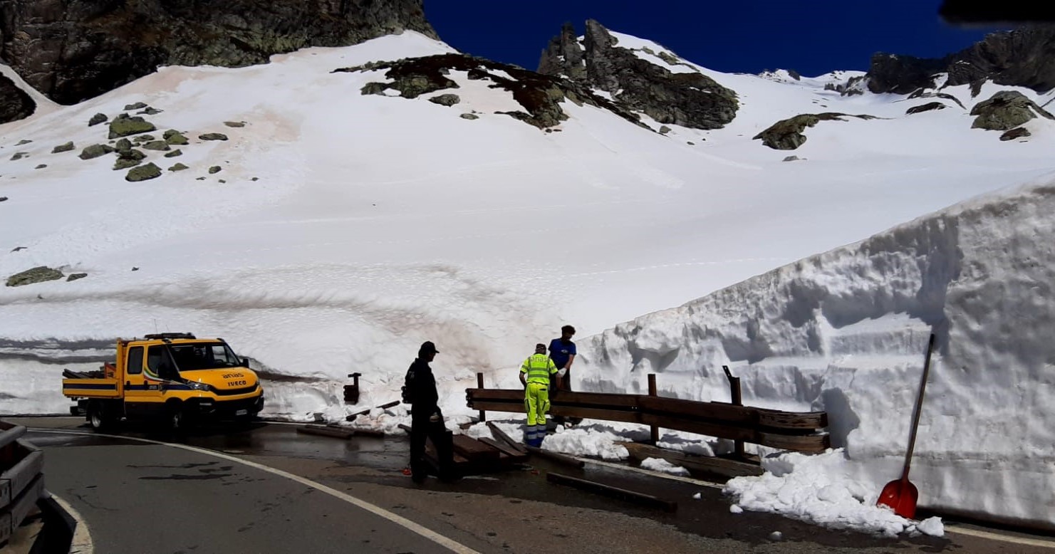 In settimana riapertura Colli del Piccolo e Gran San Bernardo in