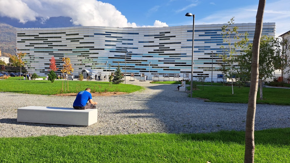 Gli studenti universitari chiedono parcheggi