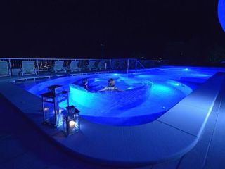 la vasca Verny in notturna