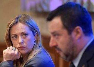 Open Arms, procura fa ricorso. Meloni con Salvini: "Surreale accanimento" Open Arms, procura fa ricorso. Meloni con Salvini: "Surreale accanimento"