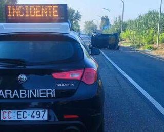Auto contromano sulla A4 Torino-Milano, 4 morti e un ferito grave Auto contromano sulla A4 Torino-Milano, 4 morti e un ferito grave