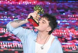 Sanremo 2025, Olly è il vincitore: &quot;Assurdo ma è successo&quot;