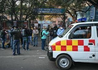 India, calca alla stazione di Nuova Delhi: almeno 18 morti
