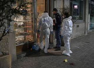 Sparatoria a Milano, chi è la vittima: caccia al killer