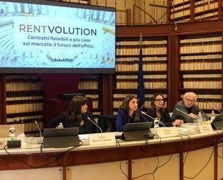 Casa, canoni alle stelle ma sempre più italiani scelgono l'affitto al posto dell'acquisto