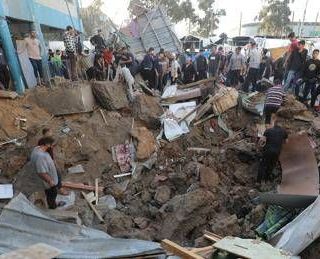 Gaza, Wafa: &quot;All'alba di oggi 22 morti in raid di Israele nella Striscia&quot;