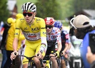 Tour, a Groves la penultima tappa. Quarto trionfo per Pogacar, Milan conquista maglia verde Tour, a Groves la penultima tappa. Quarto trionfo per Pogacar, Milan conquista maglia verde