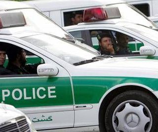 Iran, attacco terroristico a edificio giudiziario nel sud-est: almeno 8 vittime Iran, attacco terroristico a edificio giudiziario nel sud-est: almeno 8 vittime