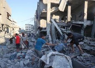 Gaza, lettera aperta 34 ex ambasciatori a Meloni: "Riconoscere subito Stato Palestina" Gaza, lettera aperta 34 ex ambasciatori a Meloni: "Riconoscere subito Stato Palestina"