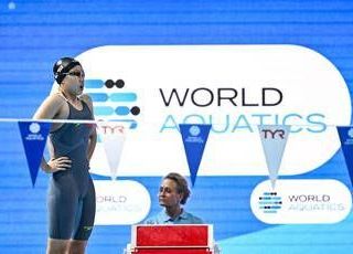 Mondiali di nuoto, una bambina in finale: la 12enne Yu Zidi stupisce a Singapore Mondiali di nuoto, una bambina in finale: la 12enne Yu Zidi stupisce a Singapore