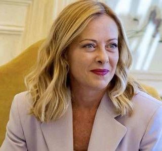 Accordo dazi Usa-Ue, Meloni: "Positivo, ma senza dettagli non posso giudicare meglio" Accordo dazi Usa-Ue, Meloni: "Positivo, ma senza dettagli non posso giudicare meglio"