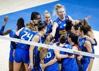 Italia vince Nations League, azzurre battono Brasile 3-1 in finale Italia vince Nations League, azzurre battono Brasile 3-1 in finale