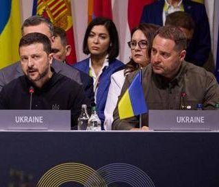 Ucraina, terremoto corruzione: si dimette Yermak, braccio destro di Zelensky