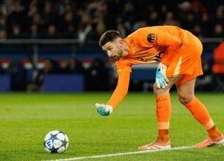 Vicario esce dalla porta e regala il gol al Fulham, che papera in Premier League