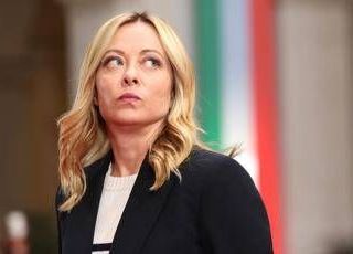 Meloni chiama Mattarella: "Faremo di tutto per pace in Ucraina e Medio Oriente"