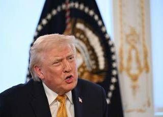 "Russia invincibile, Zelensky idiota", New York Times svela il 'vero Trump' sulla guerra