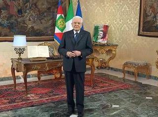 Il discorso di Mattarella: "Anno non facile, speriamo di incontrare un tempo migliore"