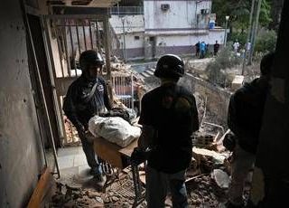 Venezuela, Caracas: "100 i morti in raid Usa". Feriti Maduro e la moglie