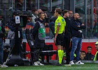 Calcio, decisioni che cambiano e protocolli che saltano: il Var è fuori controllo?