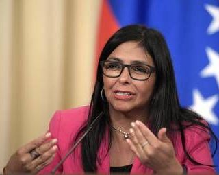 Venezuela, Rodriguez conferma negoziati su ambasciate: "Per ribadire condanna agli Usa"