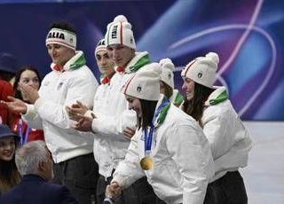Da Fontana a Sighel, ecco il dream team d'oro nella staffetta mista di short track a Milano Cortina
