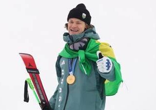 Telefonata Tomba-Braathen dopo l'oro a Milano Cortina: "Lucas, sei il migliore". E il brasiliano: "Grazie leggenda"