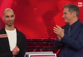 "Mi vuoi sposare?", proposta di matrimonio a L'eredità