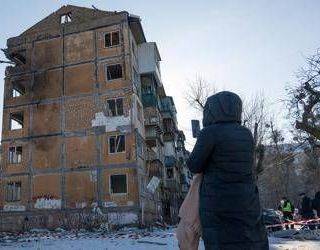 Ucraina, Zelensky: "Putin non si ferma con baci o fiori". Rubio: "Usa unici in grado di portare Mosca e Kiev a tavolo negoziati" Ucraina, Zelensky: "Putin non si ferma con baci o fiori". Rubio: "Usa unici in grado di portare Mosca e Kiev a tavolo negoziati"