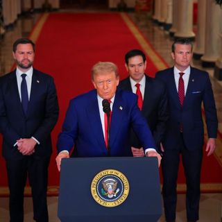 Gli Usa attaccano l’Iran, colpiti tre siti nucleari