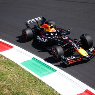 Pole Verstappen a Monza davanti alle McLaren, Leclerc quarto