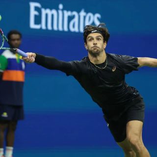 A Shanghai Musetti vince il derby con Darderi e va agli ottavi