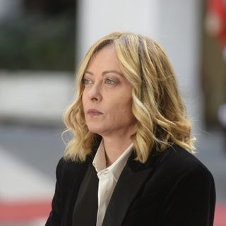 Meloni in visita a Niscemi, riunione operativa sull’emergenza frana