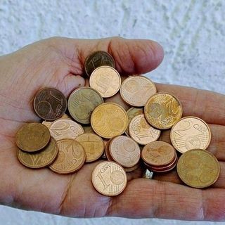 Addio ai centesimi: come l'arrotondamento sta cambiando i nostri pagamenti quotidiani