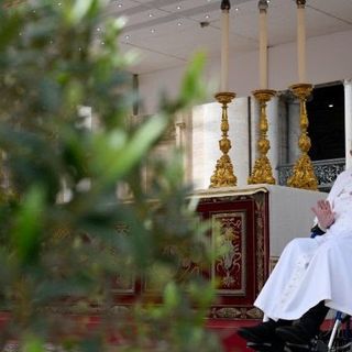 Il Papa ha preparato le meditazioni della Via Crucis, migliora la salute