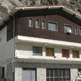L'ex cinema Ideal di Verres in attesa di trasformazione in Ospedale di Comunità