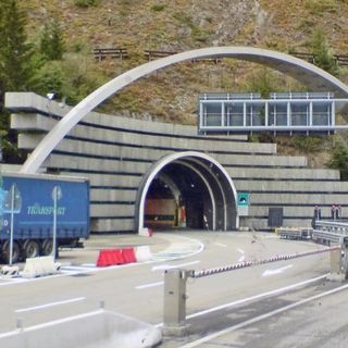 Traforo del Monte Bianco: Annullamento senso unico alternato notturno di martedì 1°, mercoledì 2 e giovedì 3 luglio 2025