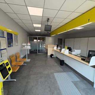 Da Poste Italiane una pergamena ai sindaci valdostani come ringraziamento per la partecipazione al progetto “Polis”