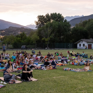 Picnic gigante e “Porco Rosso” sotto le stelle a Pollein