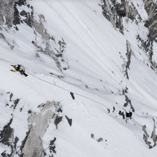 François Cazzanelli conquista il Kimshung: prima salita assoluta della vetta inviolata nel massiccio del Langtang nepalese