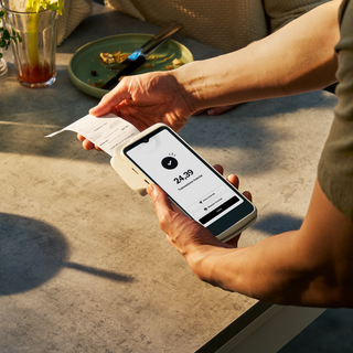 Aosta al bar, Ancona al ristorante e Venezia al fast food: il Belpaese cashless si ordina al bancone