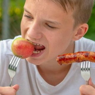 Povertà alimentare, il malessere degli adolescenti privi di scelta