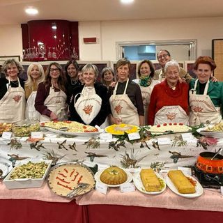 Da sn: Rosanna D'Incau - Rita Gallucci - Agata Anastasi - Giulia Pasi - Iole Marguerettaz - Marilena Zurletti - Vilma Carlin - Daniela Nelva Stellio - Luciana Franchin - Serena Richelli - Carla Ansermin - Maria Buongiorno, Giovanna Casagrande Da sn: Rosanna D'Incau - Rita Gallucci - Agata Anastasi - Giulia Pasi - Iole Marguerettaz - Marilena Zurletti - Vilma Carlin - Daniela Nelva Stellio - Luciana Franchin - Serena Richelli - Carla Ansermin - Maria Buongiorno, Giovanna Casagrande